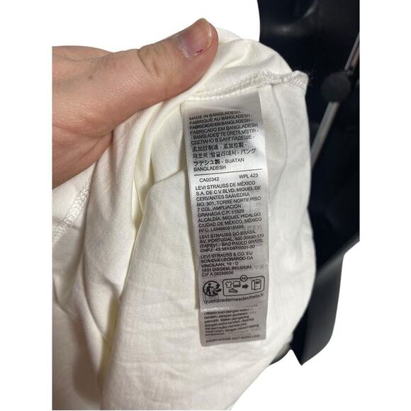 Levis T Shirt Size M Floral Spell Out Womens NEW Country Graphic Daisy Flowers - Picture 12 of 13